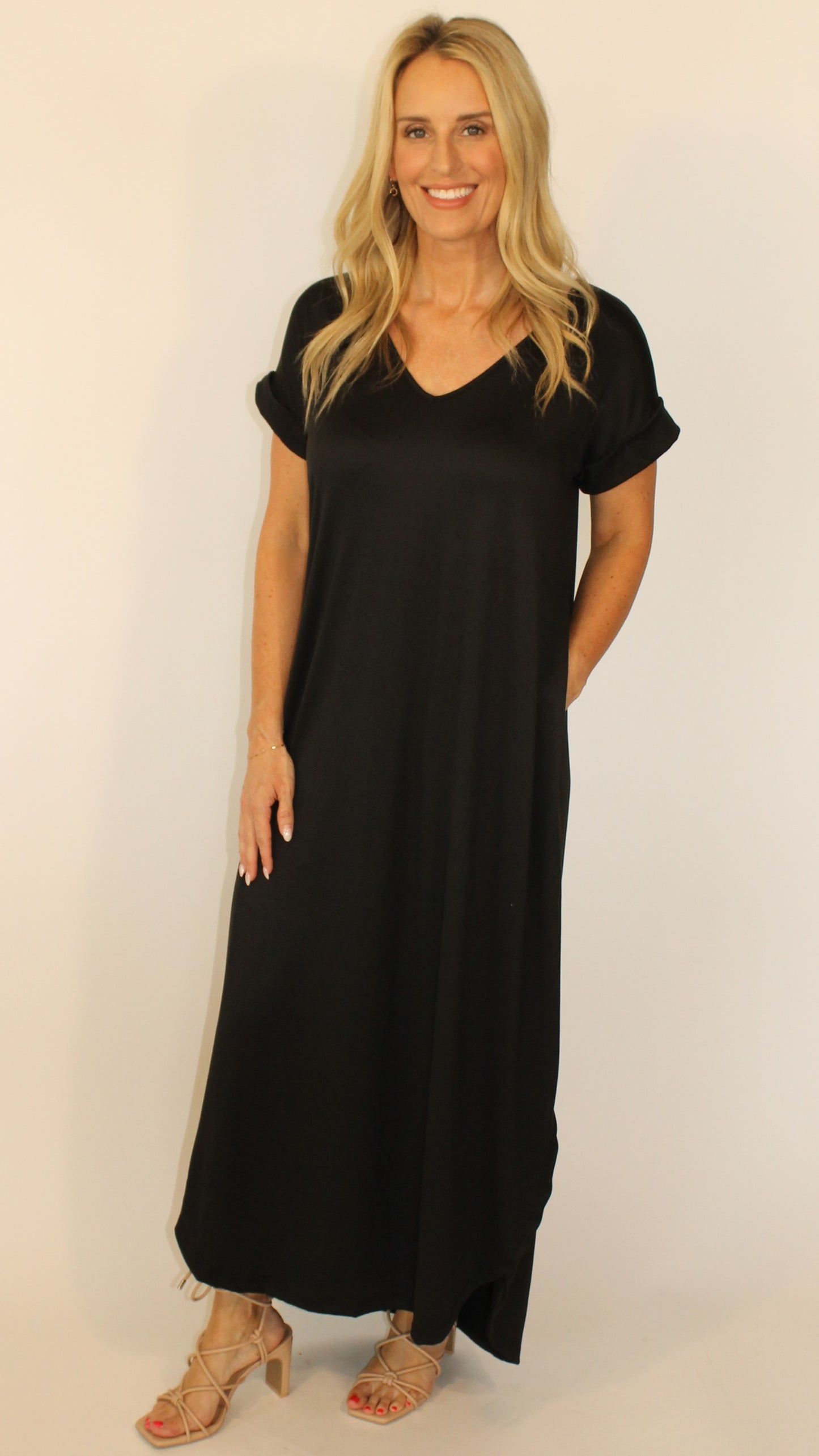 Everyday V-Neck Maxi Dress